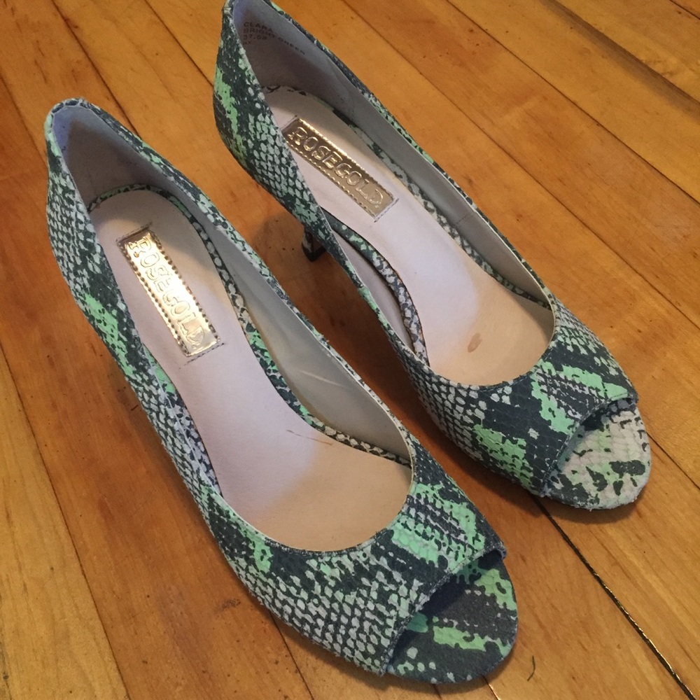 Peep toe heals